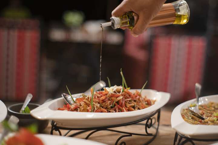Dining 61 of 102