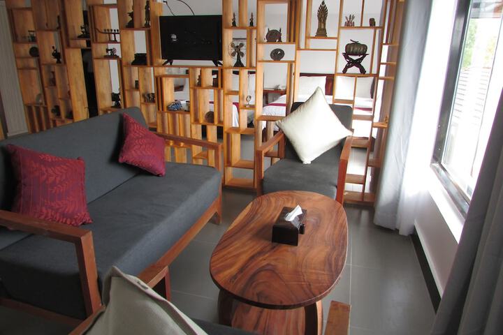 Room 35 of 91