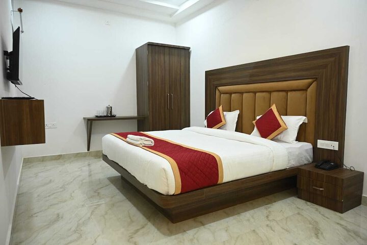 Room 7 of 20