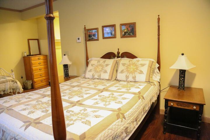 Room 20 of 165
