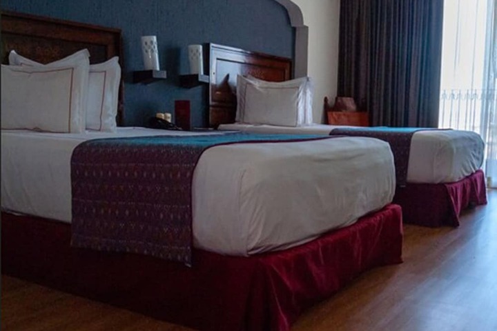 Room 10 of 62