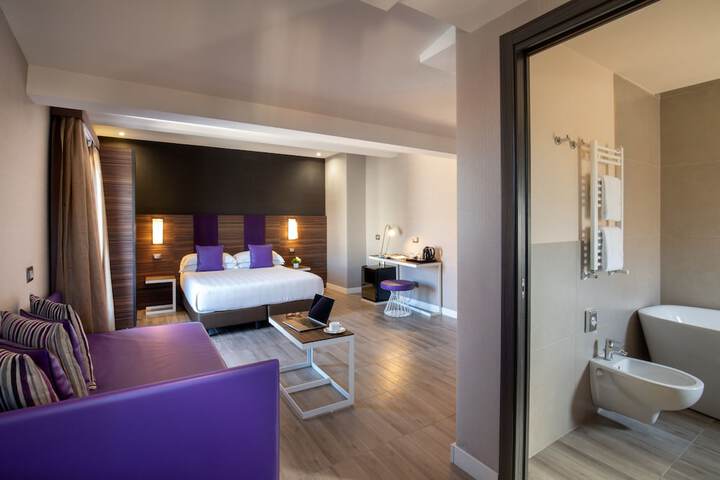 Room 20 of 43