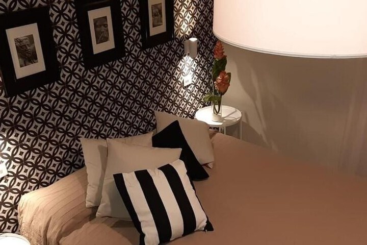 Room 8 of 40