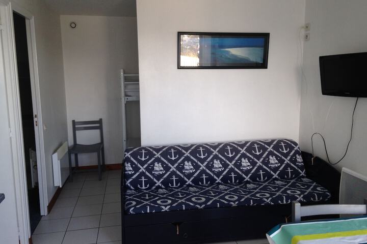 Room 28 of 62