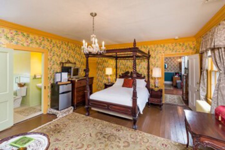 Room 13 of 29