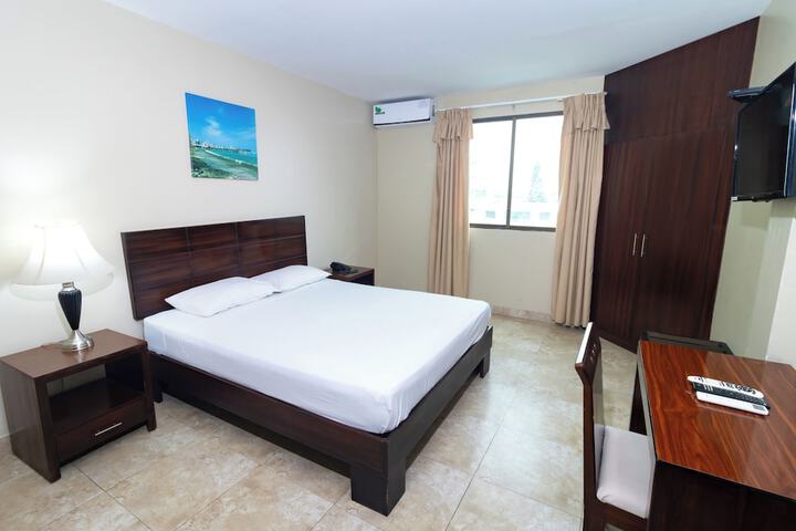 Room 18 of 31