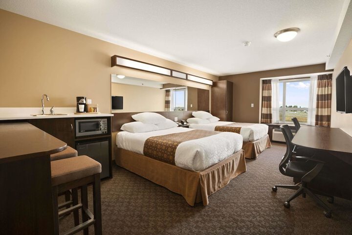 Room 5 of 17