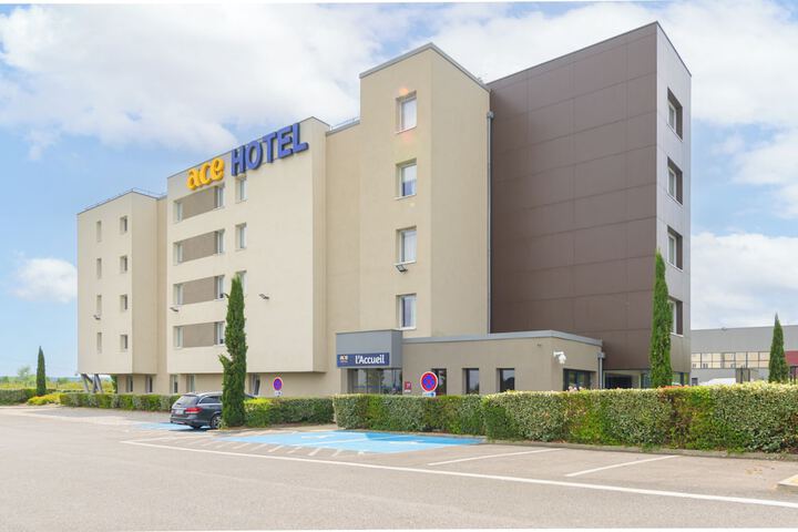 Hotel 23 of 23
