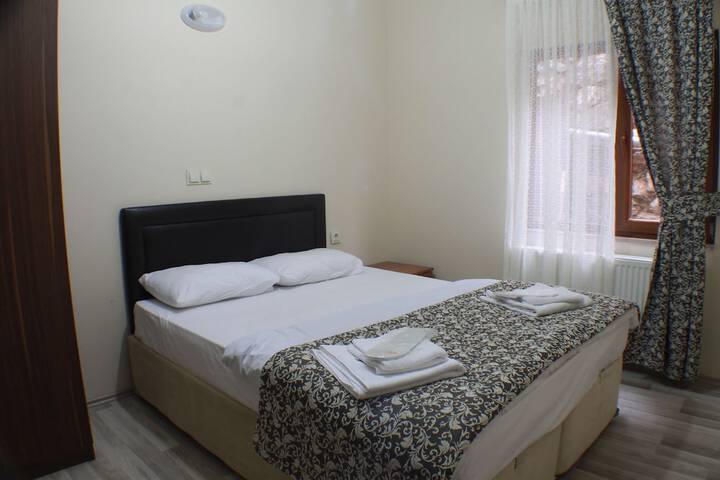 Room 3 of 30