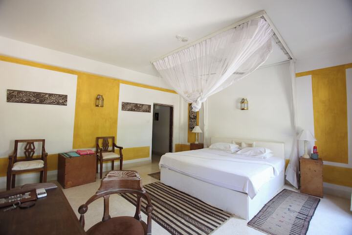 Room 14 of 149
