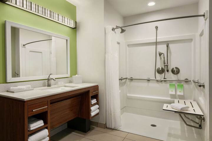 1 Queen Bed Nyc View Studio Suite (15 of 17)