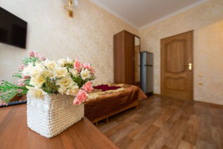 Room 27 of 47