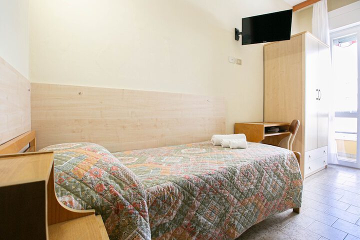 Room 19 of 71