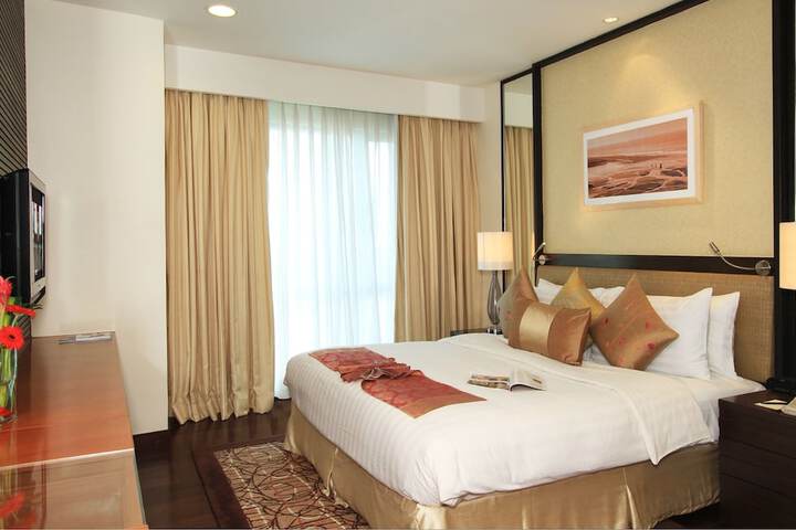 Room 27 of 125