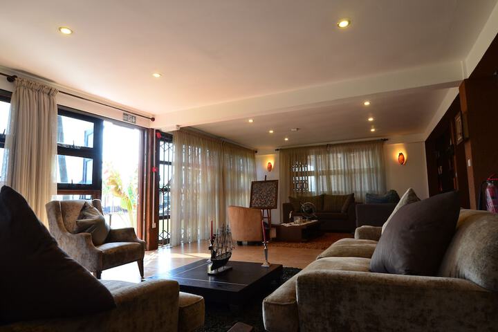 Room 13 of 25