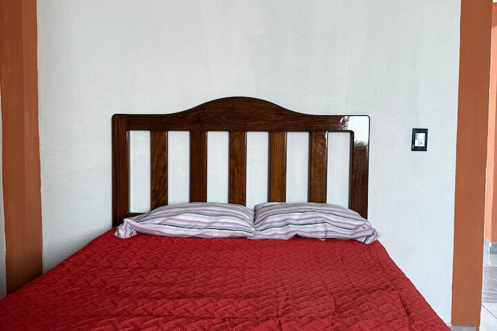 Room 5 of 27