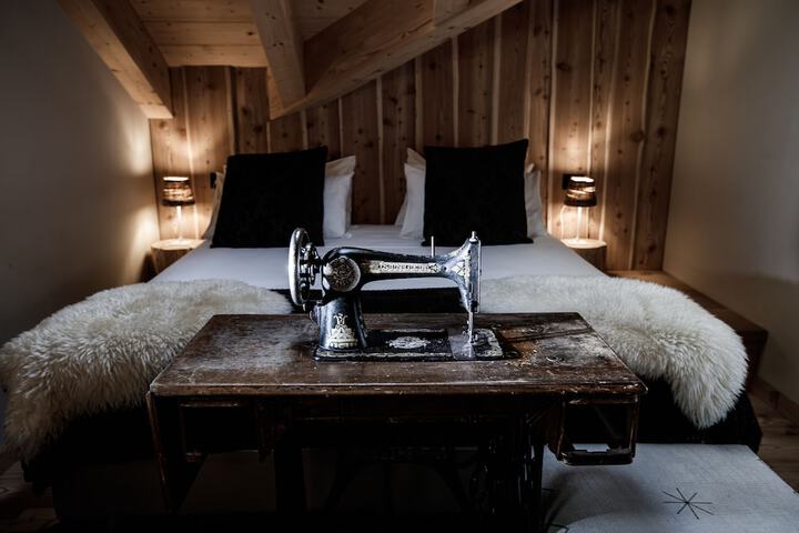 Room 42 of 172