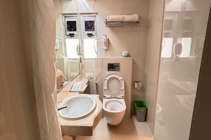 Clean Restrooms