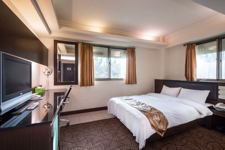 Room 15 of 44