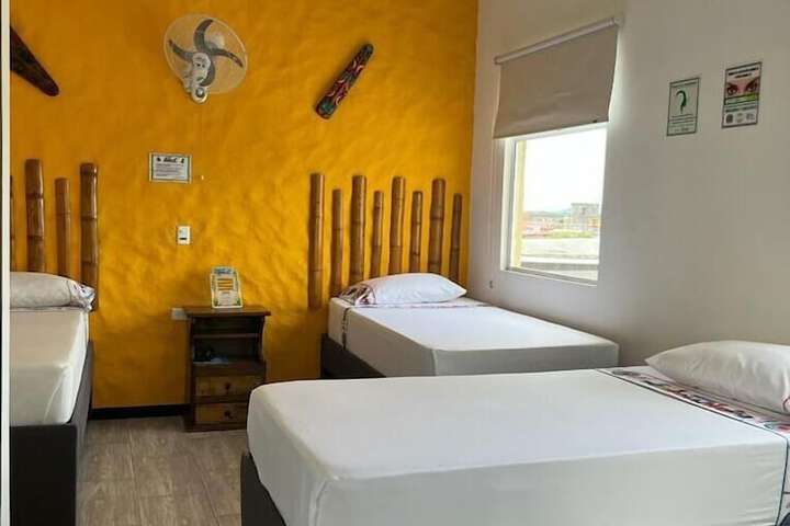 Room 10 of 22