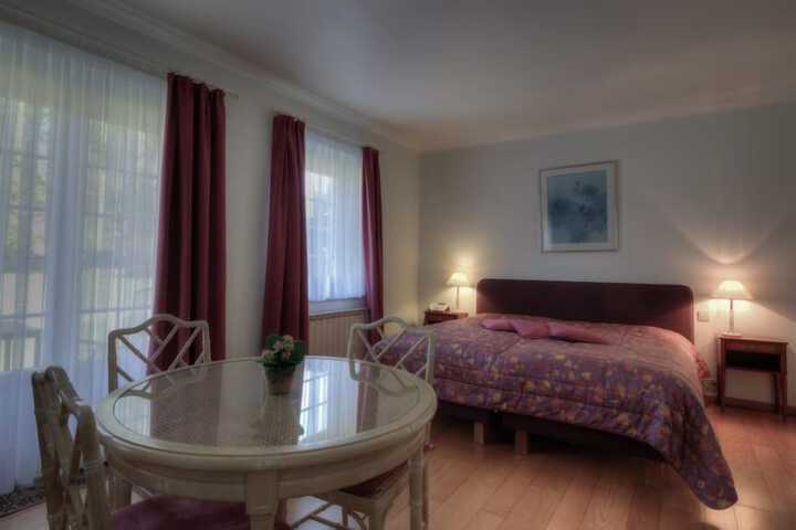 Room 15 of 39
