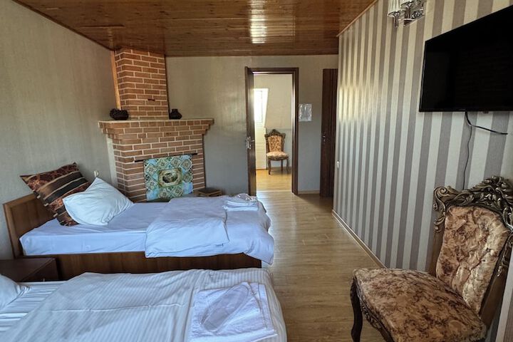 Room 26 of 45