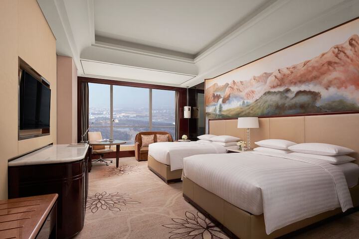 Room 16 of 62