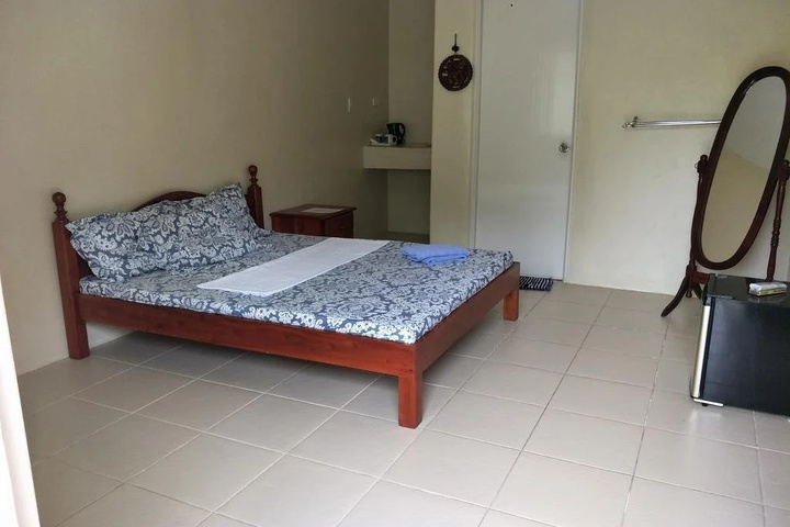 Room 3 of 23