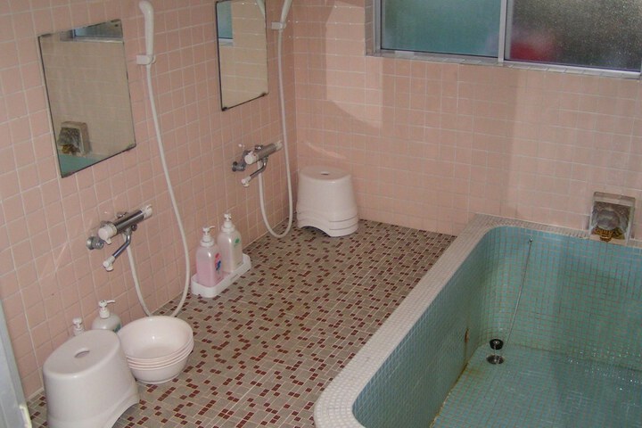 Room 11 of 68