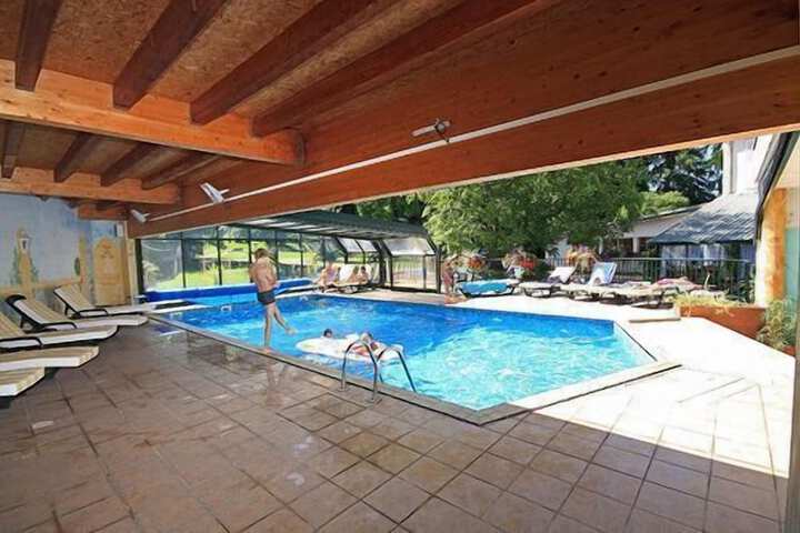 Pools & Facilities