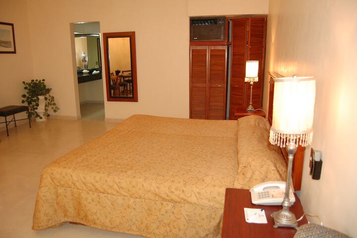 Room 9 of 49