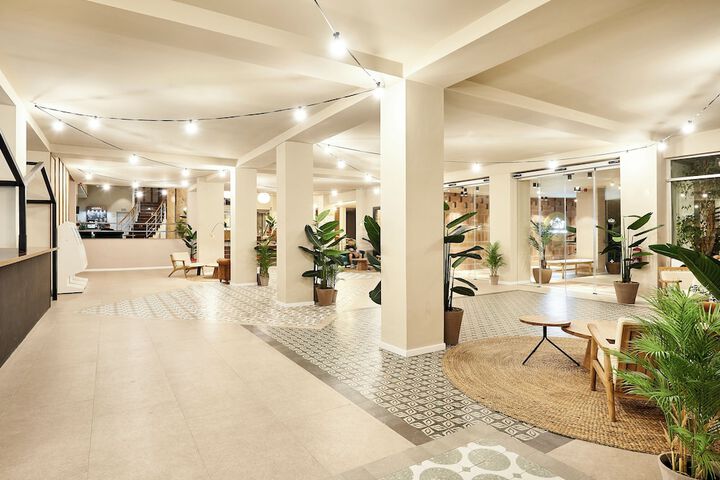 Hotel Interior 11 of 79