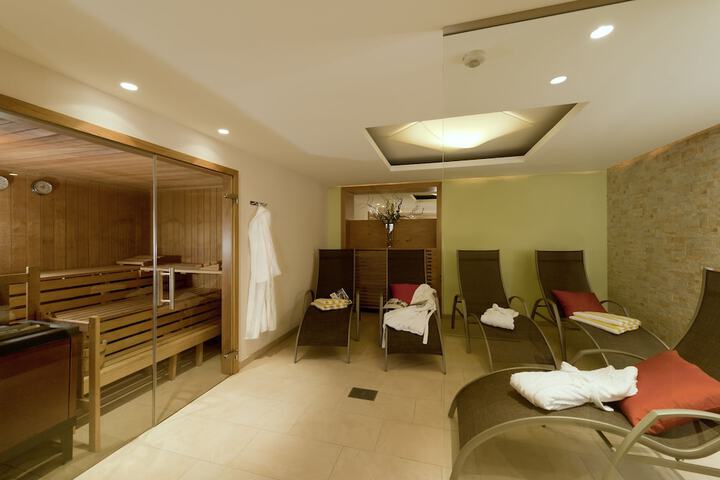 Spa 18 of 38