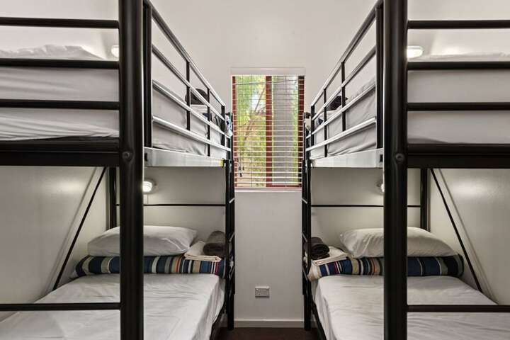 Room 5 of 84