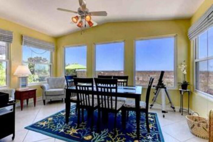 Room 14 of 48