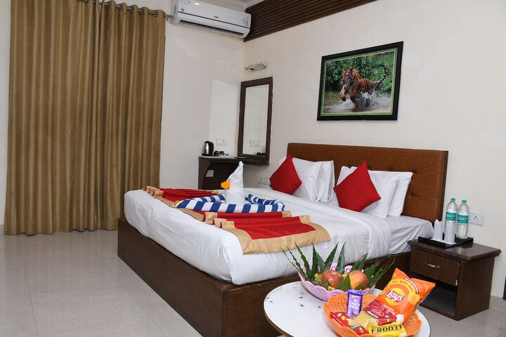 Room 47 of 86