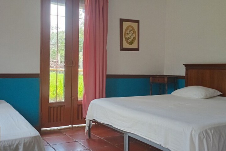 Room 30 of 89