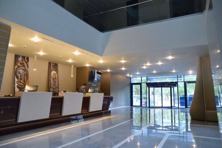Hotel 2 of 62