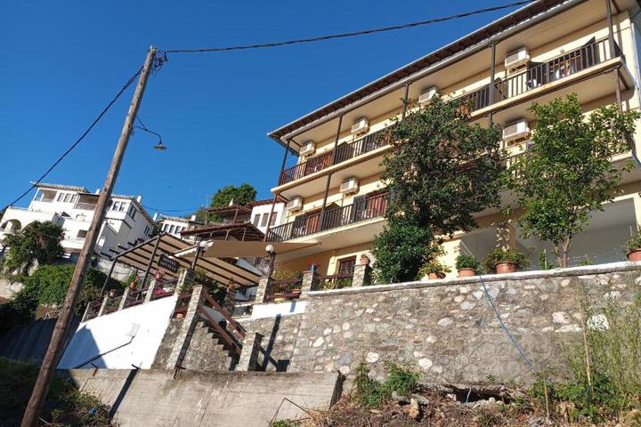 Hotel Sevilli
