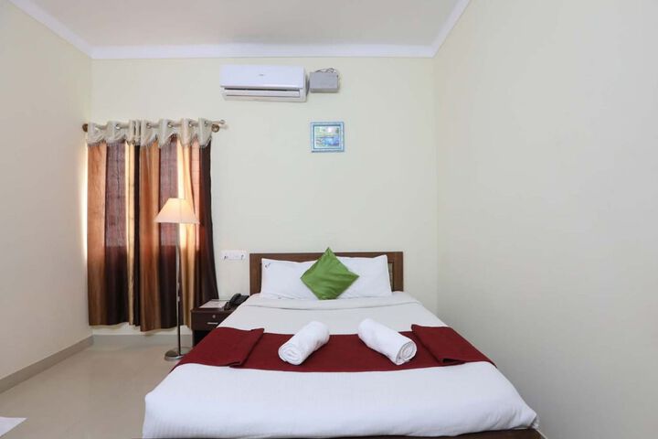 Room 4 of 20