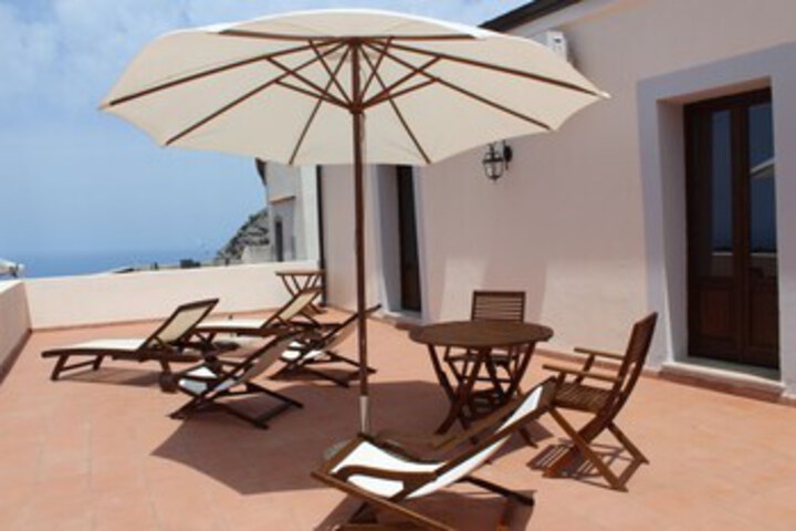 Terrace/Patio 13 of 17