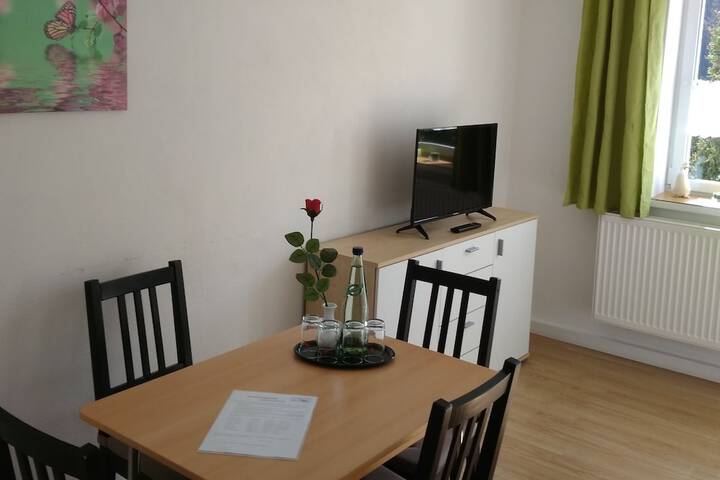 Room 16 of 64