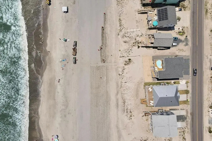 Beach 19 of 27
