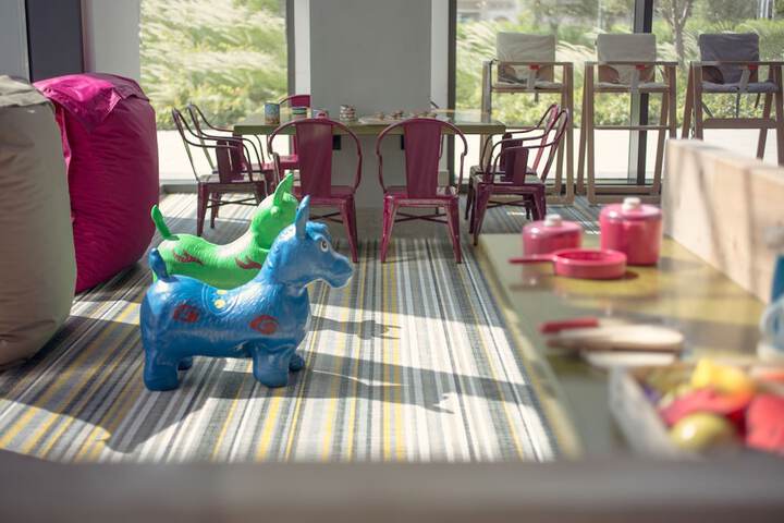 Dining Photos
