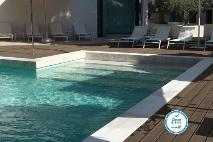 Pool 56 of 75