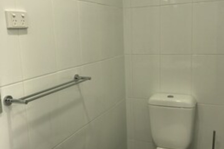 Room 100 of 156