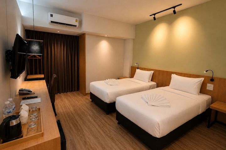 Room 13 of 29