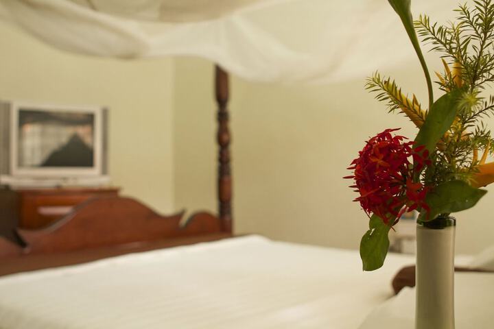 Room 9 of 55