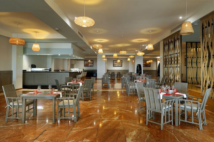 Dining 140 of 223