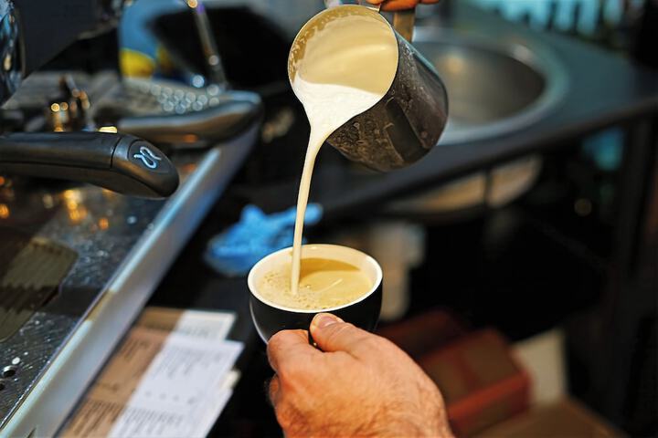 Breakfast/Coffee Service 63 of 100